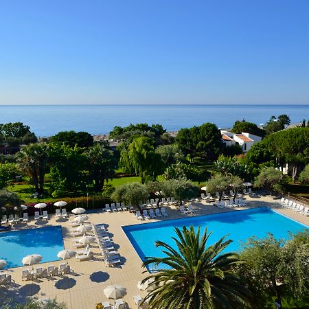 Una Hotels Naxos Beach Sicilia Giardini Naxos Esterno foto
