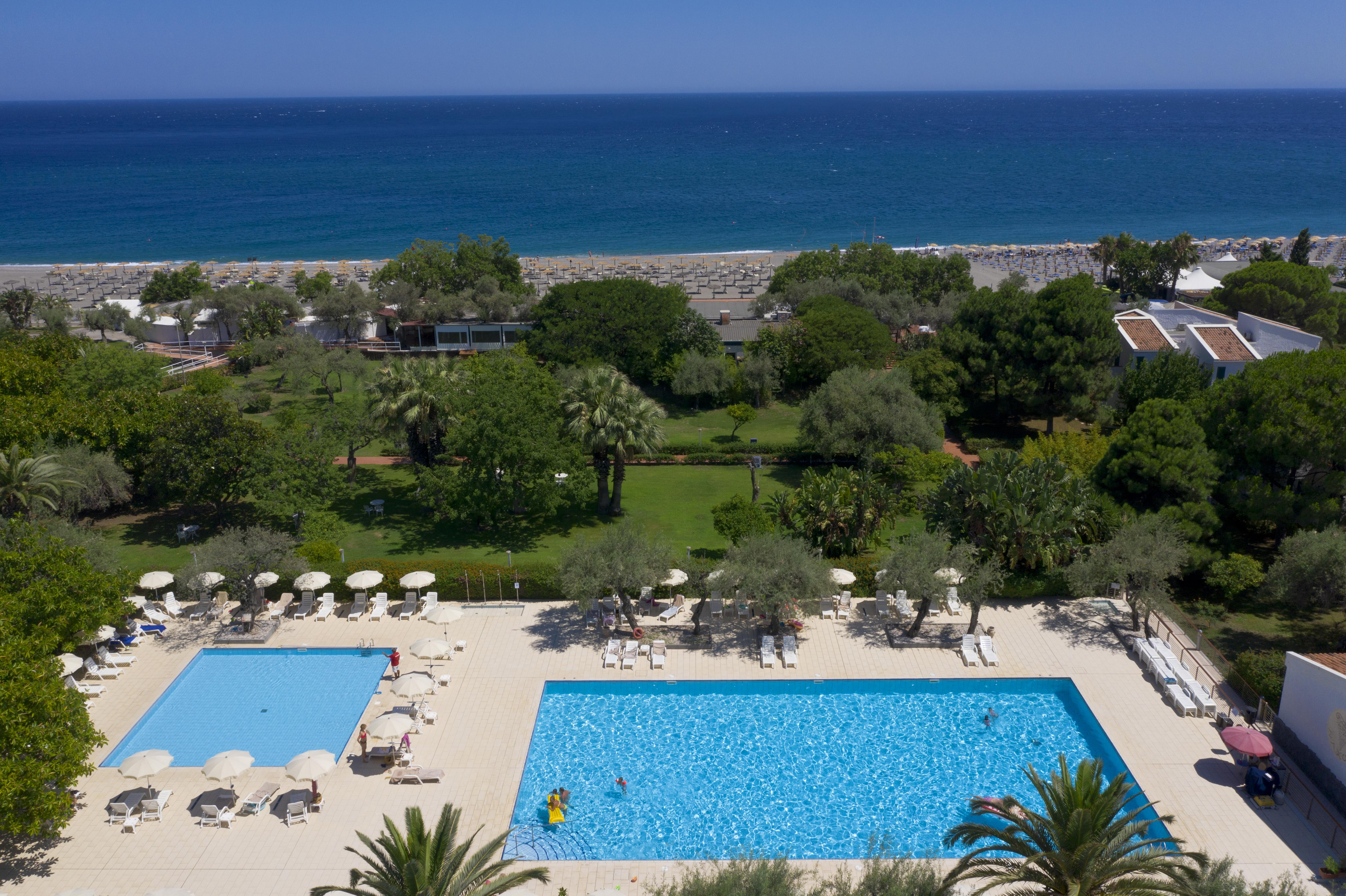 Una Hotels Naxos Beach Sicilia Giardini Naxos Esterno foto